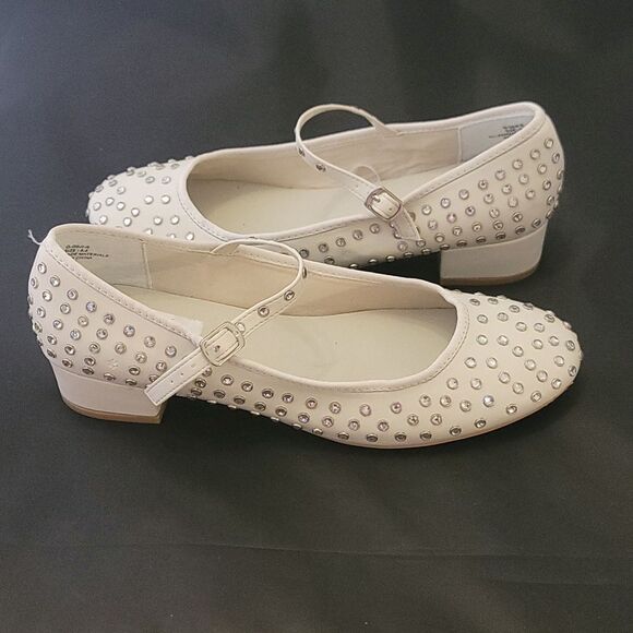 BRAND NEW MADDEN GIRL MARY JANE STYLE STUDDED LOW BLOCK HEEL SHOE - Picture 9 of 16